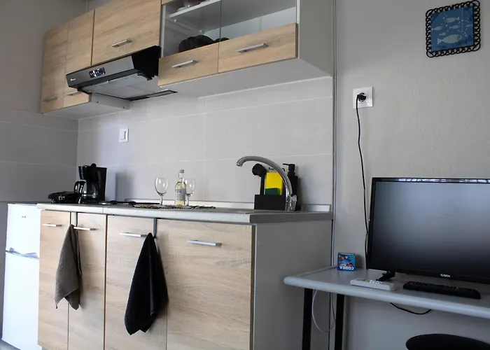 Posidonia No4 Apartment